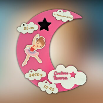 lampa de veghe personalizata cu numele copilului si datele de la nastere model luna cu aprindere led