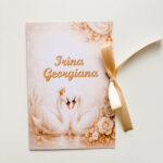 Invitație Botez Fetiță „Lebedele Regale Aurii”